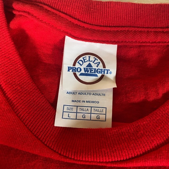 Delta Adult Size L Red White Coca-Cola Logo Short Sleeve Crew Neck T-Shirt - Picture 3 of 7